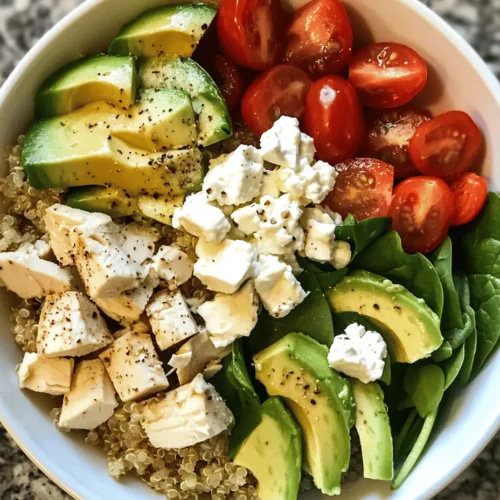 When it comes to Power Up Breakfast Bowls, each ingredient contributes its unique health benefits, making this meal an excellent choice for anyone looking to enhance their nutrition. Let’s explore the nutritional powerhouse behind each component of this bowl.