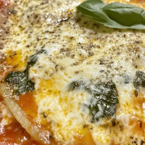 Cheesy spinach and ricotta shells are a delicious and hearty dish that brings a touch of comfort food to the dining table. With their inviting flavors and delightful textures, these stuffed pasta shells are not only a treat for the taste buds but also a nutritious option for those seeking to incorporate more vegetarian meals into their diets. In recent years, the interest in plant-based meals has soared, driven by health-conscious consumers and a growing awareness of the environmental impact of meat consumption. Vegetables, particularly leafy greens like spinach, are celebrated for their numerous health benefits, making them a staple in many kitchens.